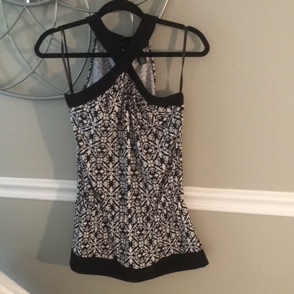 Cute summer time sleeveless shirt